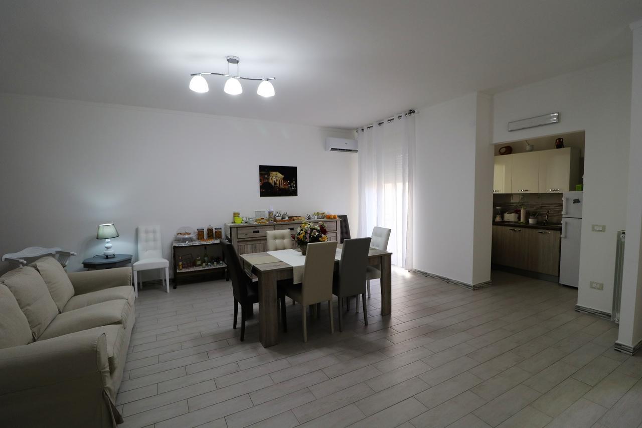 B&B D'Orleans Palermo Luaran gambar