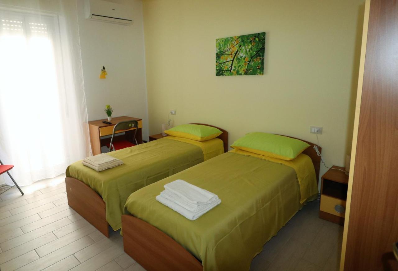 B&B D'Orleans Palermo Luaran gambar