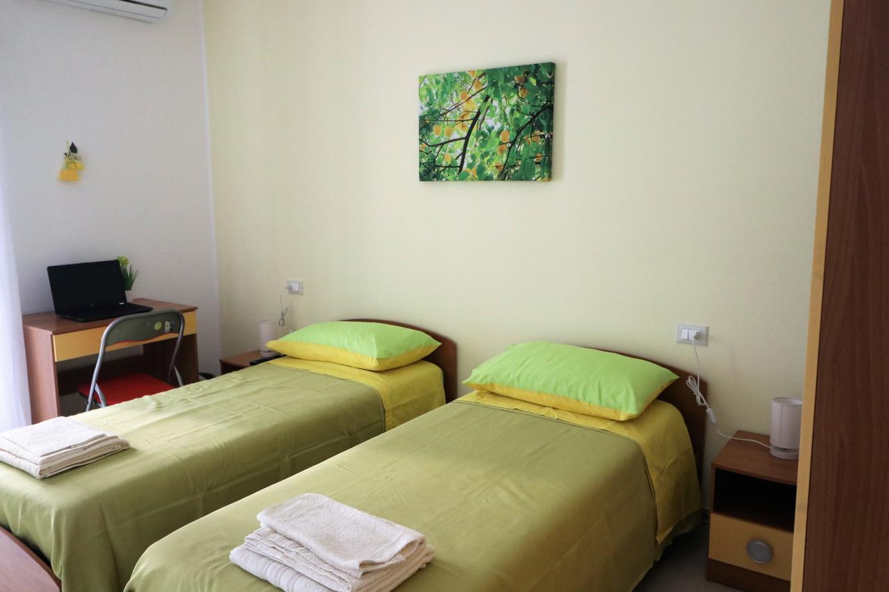 B&B D'Orleans Palermo Luaran gambar