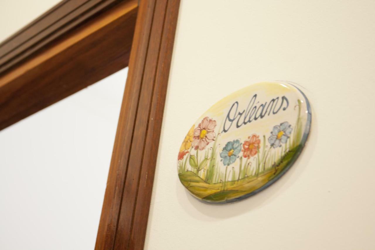 B&B D'Orleans Palermo Luaran gambar