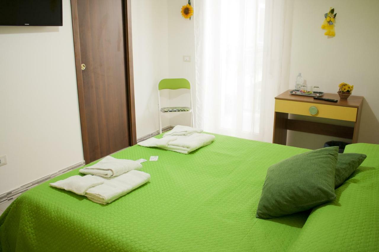B&B D'Orleans Palermo Luaran gambar